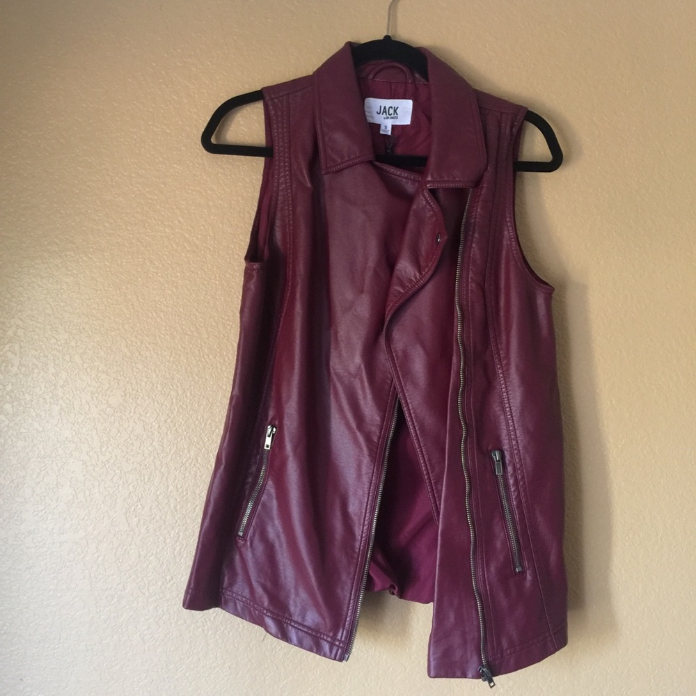 Jack by BB Dakota Cranberry Leather Vest - Small